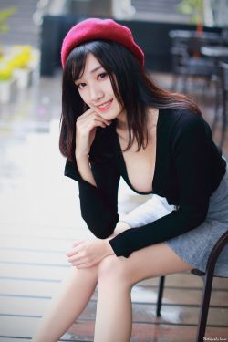 美女按摩师